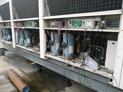 模塊風(fēng)冷機機組改控制電路